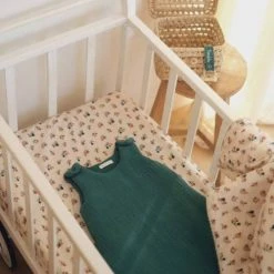 Cocoeko Linge De Lit Enfant Drap Housse En Coton Bio Poires D'automne (70 X 140 Cm) 8 Cocoeko Linge De Lit Enfant Drap Housse En Coton Bio Poires D'automne (70 X 140 Cm) -Linge de lit bébé Soldes drap housse en coton bio poires d automne 70 x 140 cm 1