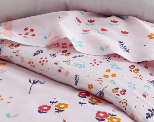 Becquet Linge De Lit Enfant Taie D'oreiller Enfant 63x63 Rose En Coton 6 Becquet Linge De Lit Enfant Taie D'oreiller Enfant 63x63 Rose En Coton – Image 4