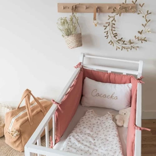 Cocoeko Tours De Lit Bébé Tour De Lit En Gaze De Coton Marsala 6 Cocoeko Tours De Lit Bébé Tour De Lit En Gaze De Coton Marsala – Image 4