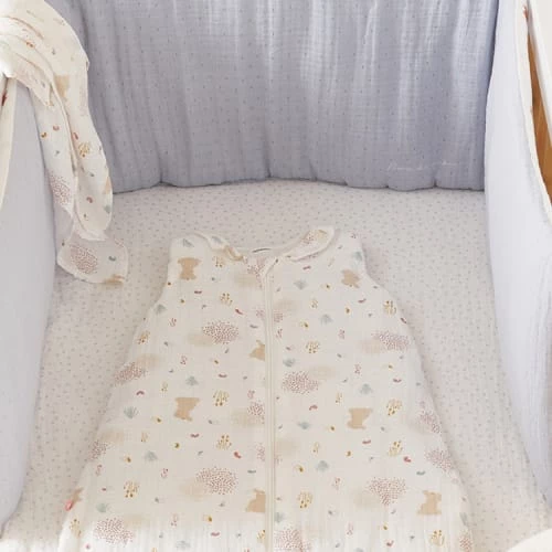 Noukie's Tours De Lit Bébé Tour De Lit Réversible En Mousseline De Coton Bio Jungle 6 Noukie's Tours De Lit Bébé Tour De Lit Réversible En Mousseline De Coton Bio Jungle – Image 4